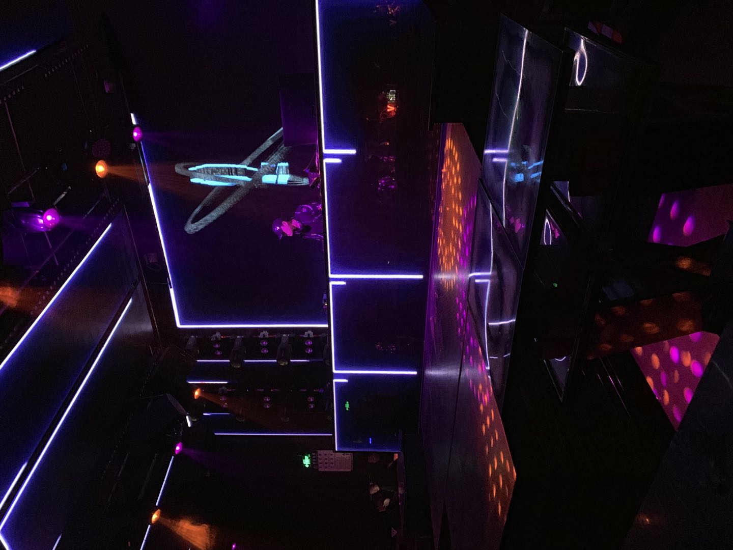 东莞CS CLUB酒吧