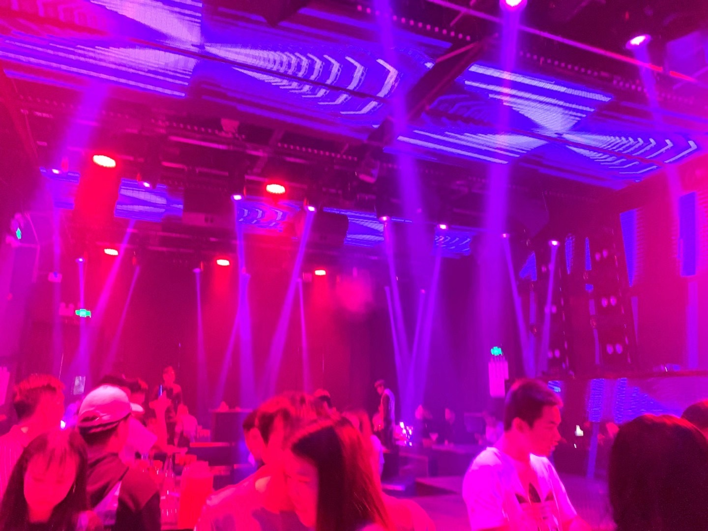 东莞CS CLUB酒吧