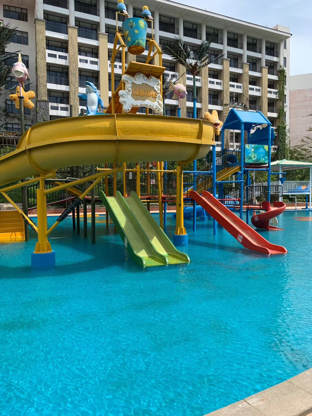 Guangdong Zhanjiang Zhangshuwan Hotel Water Park